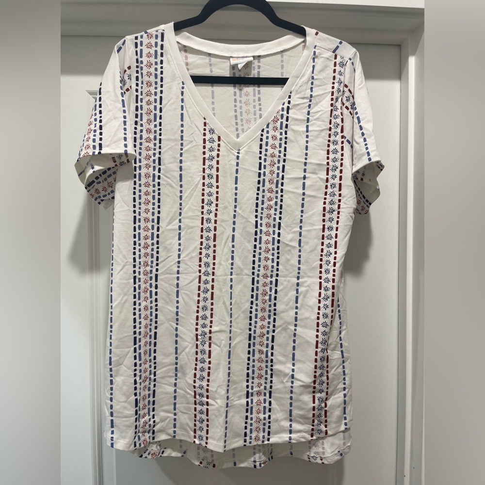 LuLaRoe XL Top (red,white, blue)